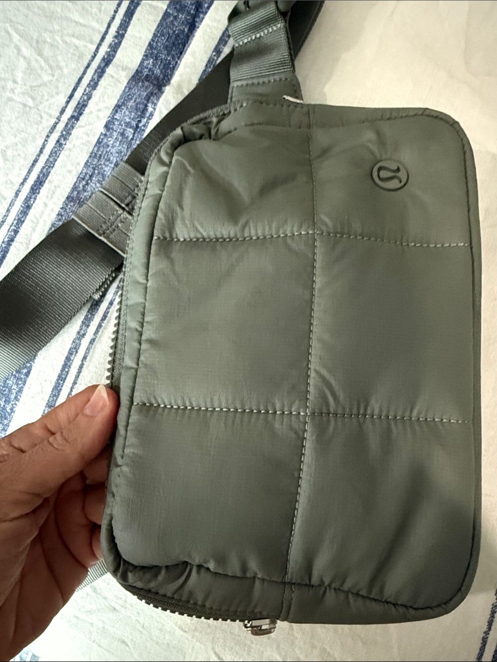 Lululemon Large Belt Bag - Picture 6 of 9